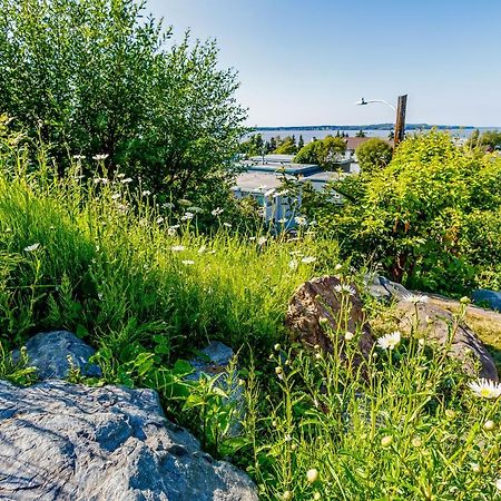 Вилла Downtown Contemporary Cove Анкоридж Экстерьер фото