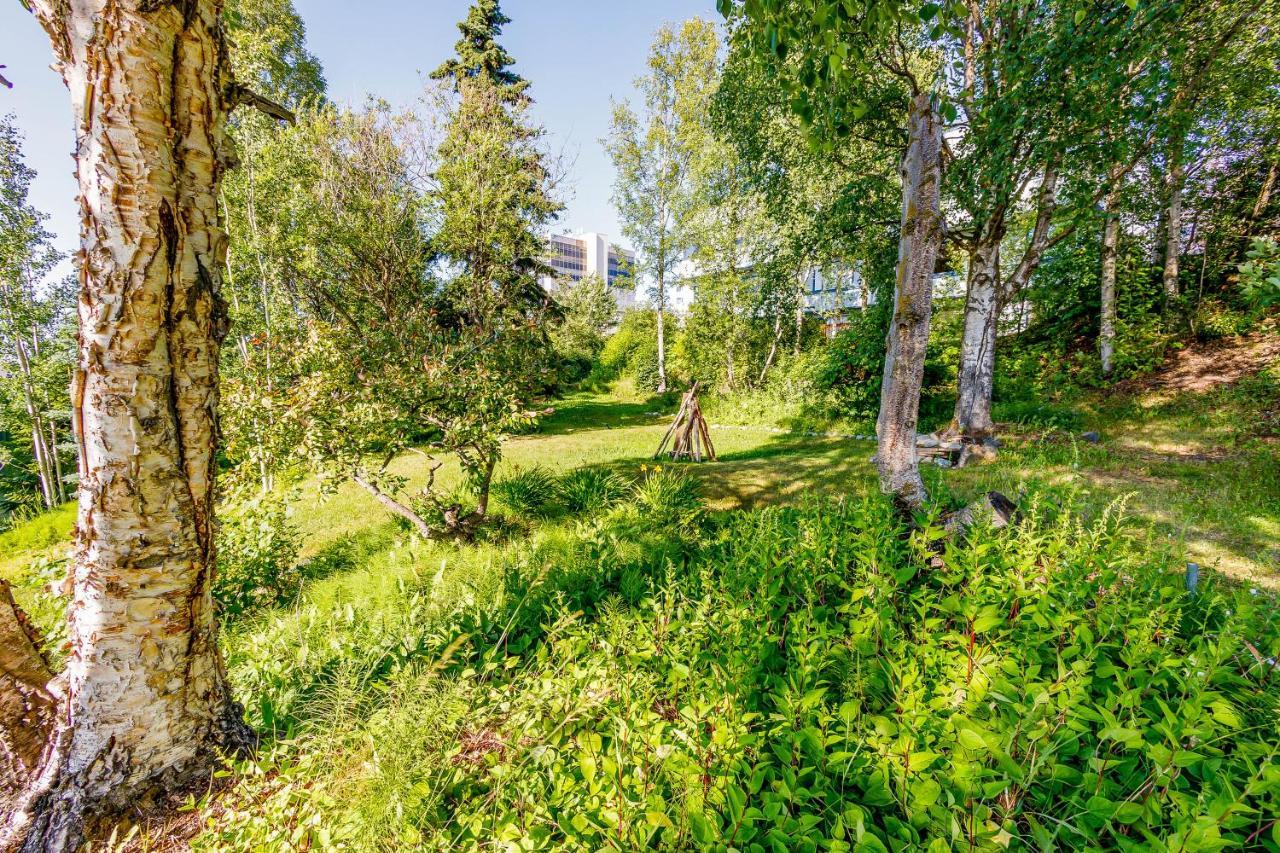 Вилла Downtown Contemporary Cove Анкоридж Экстерьер фото