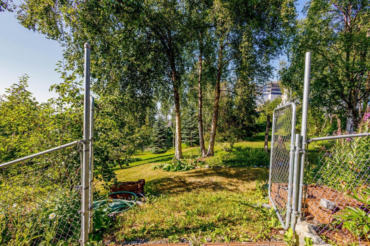 Вилла Downtown Contemporary Cove Анкоридж Экстерьер фото